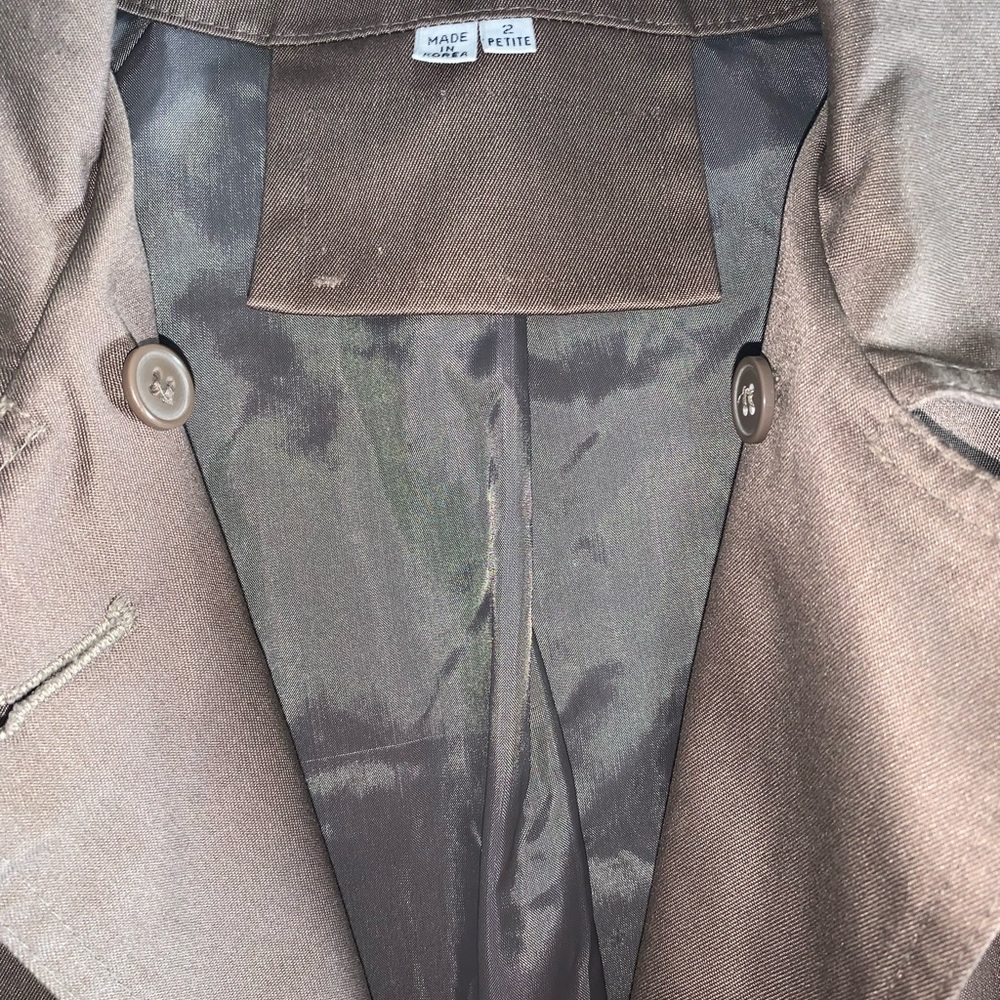 Gorgeous All-Weather Coat, Size 2 Petite - Picture 7 of 13